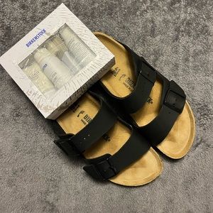 NWOT Size 41 Birkenstock Arizona Sandal